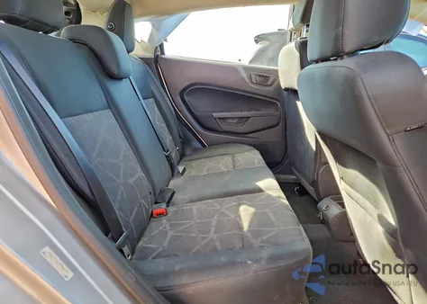 2013 Ford Fiesta Se z USA, uszkodzony, nr VIN 3FADP4EJ1DM198697